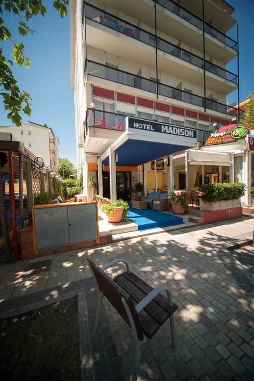 Hotel Madison 리치오네 외부 사진