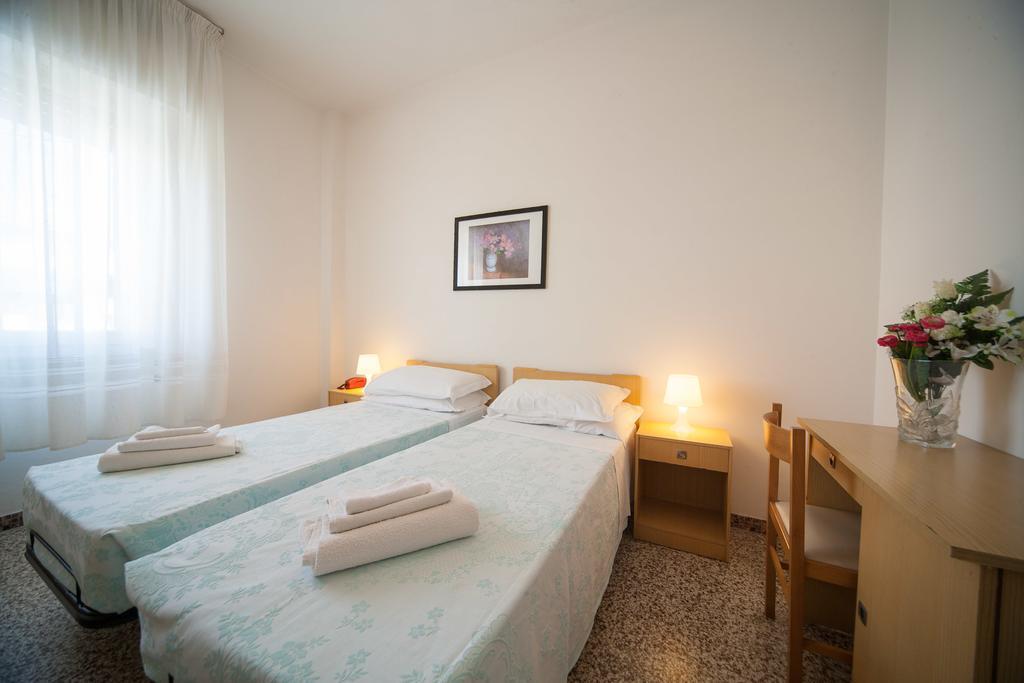 Hotel Madison 리치오네 외부 사진
